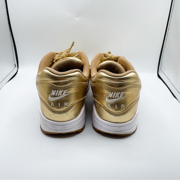 Custom Nike AirMax - Picture 4 of 5